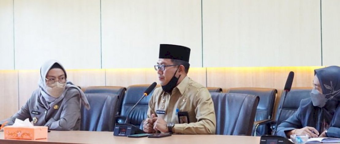 Dapat Dana Hibah Rp3 M, Taufan Pawe dorong KONI Parepare Berprestasi di Porprov Dapat Dana Hibah Rp3 M, Taufan Pawe dorong KONI Parepare Berprestasi di Porprov
