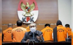 KPK Tetapkan 10 Tersangka Kasus Mahkamah Agung, Enam Orang Lainnya Ditahan