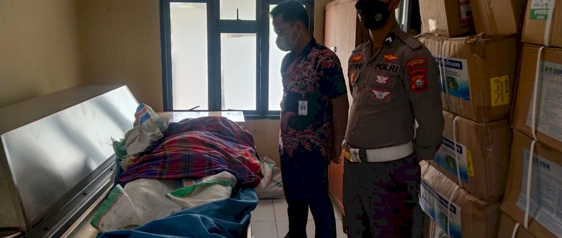 Hendak Salip Truk Tangki Pertamina, Pengendara Motor Tewas Terlindas Hendak Salip Truk Tangki Pertamina, Pengendara Motor Tewas Terlindas