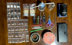 Asik Nimbang Sabu, seorang IRT di Jeneponto Ditangkap Basah Ditresnarkoba Sulsel