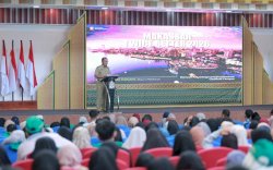 Orasi Ilmiah Danny Pomanto Bakar Semangat 1.200 Mahasiswa KPM IAIN Parepare