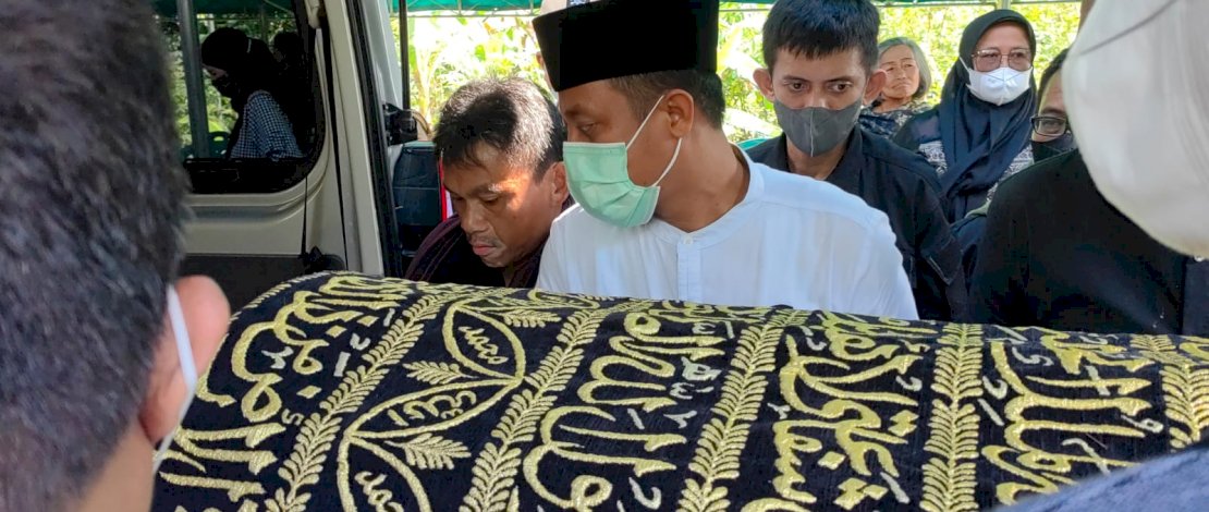 Kakak Sepupunya Meninggal Dunia, Gubernur Sulsel Turut Antar ke Pekuburan di Toraja