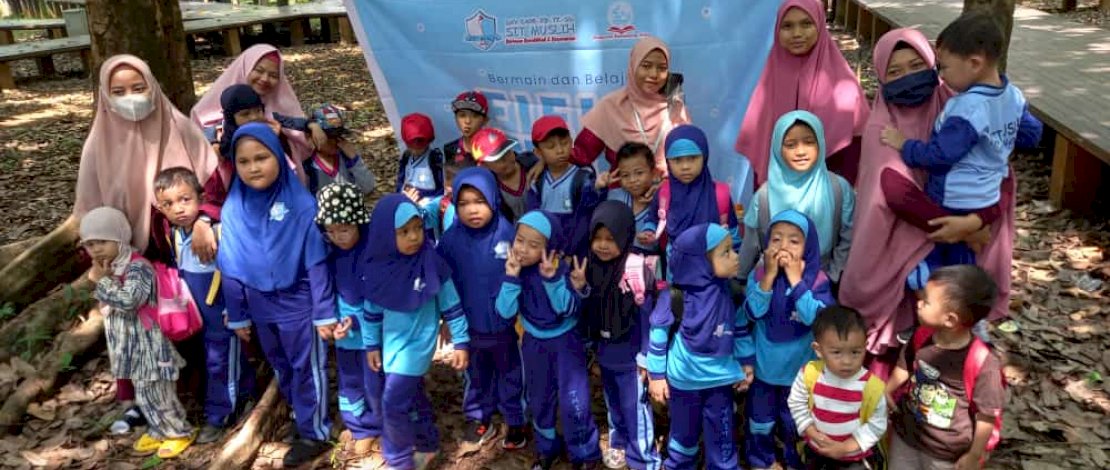 Hari ini, Rabu (28/9/2022) pihak sekolah membawa rombongan 27 murid untuk berkunjung ke Danau & penakaraan Rusa Universitas Hasanuddin Makassar. Hari ini, Rabu (28/9/2022) pihak sekolah membawa rombongan 27 murid untuk berkunjung ke Danau & penakaraan Rusa Universitas Hasanuddin Makassar.