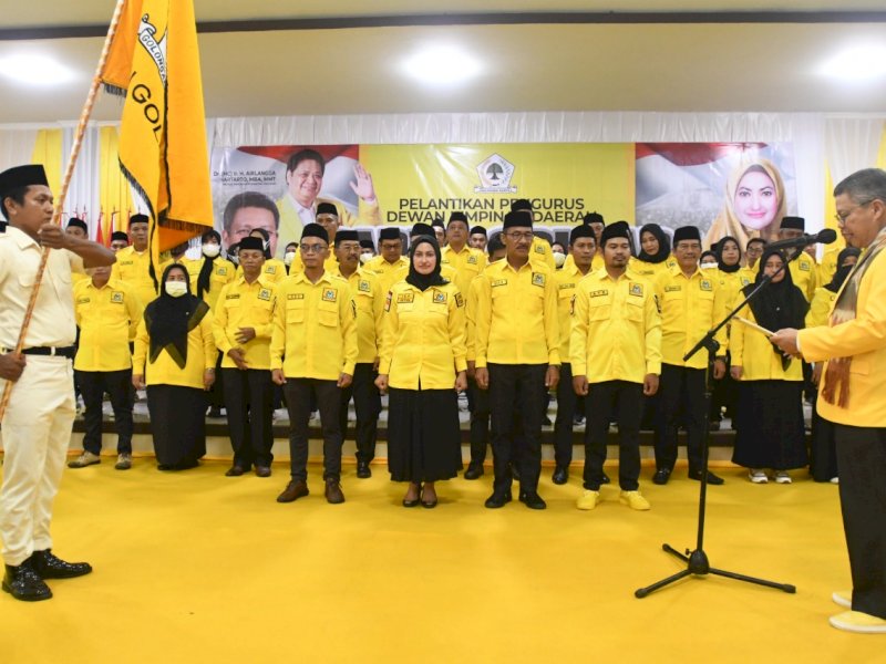 Resmi Lantik IDP Jadi Ketua Golkar Lutra, Taufan Pawe: Indah adalah Aset Sulsel