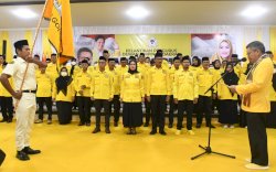 Resmi Lantik IDP Jadi Ketua Golkar Lutra, Taufan Pawe: Indah adalah Aset Sulsel