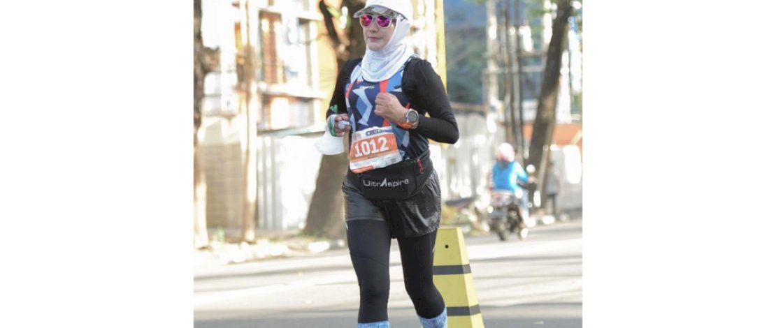 Sekretaris DP3A Makassar Sabet Juara 3 di MHM 2022 Kategori Female 21K