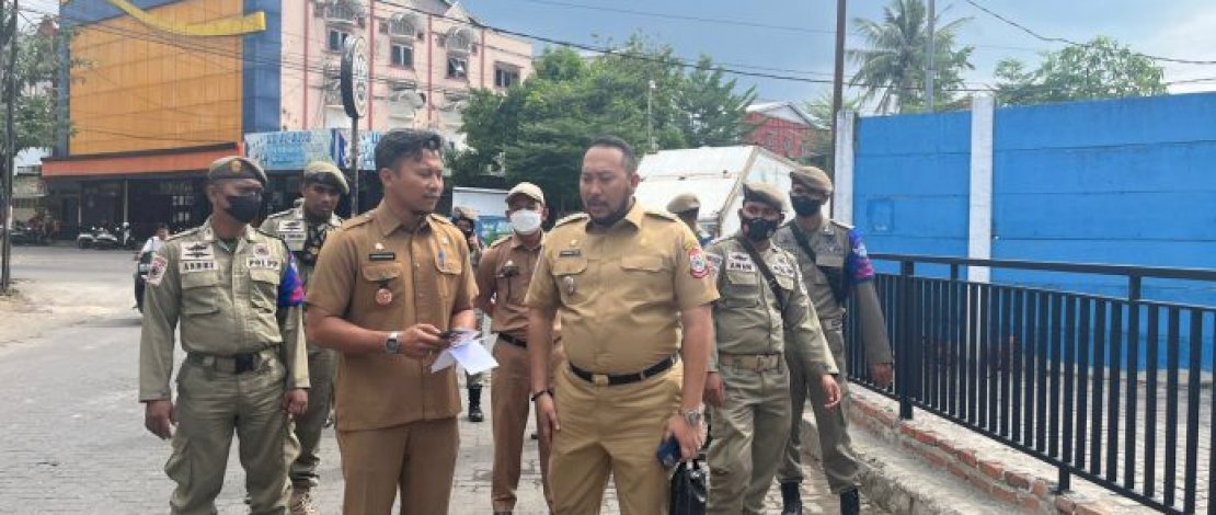 Camat Panakkukang Tinjau Fasum Yang Di Pagari “Oknum” Berikan Surat Teguran