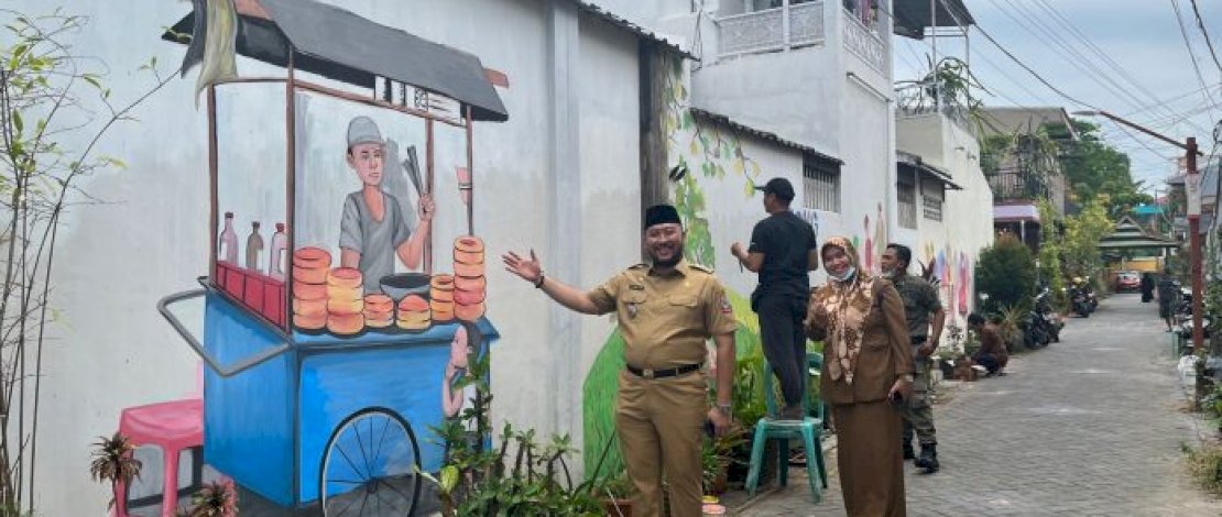 Didampingi Lurah Pandang, Camat Panakkukang Tinjau Longwis Padaidi