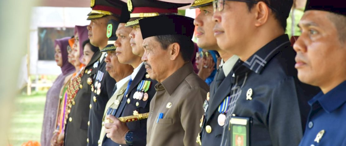Hadiri Upacara HUT TNI ke-77,  Sekda Lutra : TNI Semakin Melebur