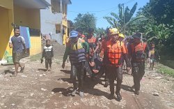 Bocah 8 Tahun Tewas Tenggelam di Sungai Ditemukan, Dievakuasi ke Rumah Duka