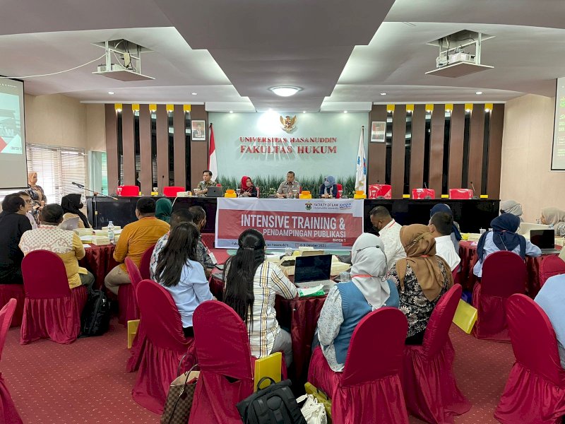 FH Unhas Gelar Intensive Training dan Pendampingan Publikasi