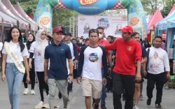 Gelar Aksi Sosial di Reuni Akbar, Rudianto Lallo Apresiasi Alumni SMP 22 Makassar