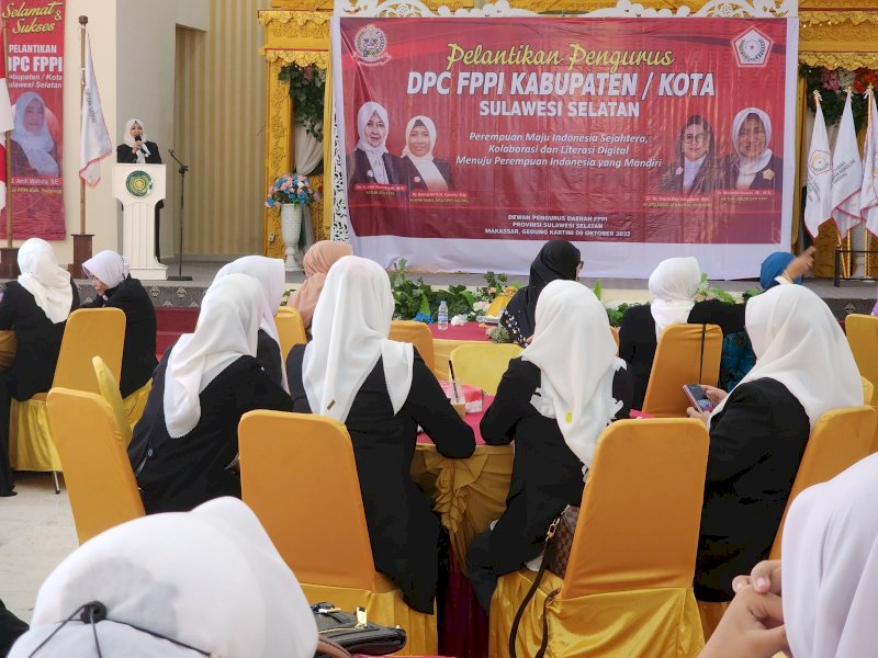 Andi Nurhidayati Lantik 10 Ketua FPPI Kabupaten Kota, Ada Wakil Bupati dan Anggota DPRD 