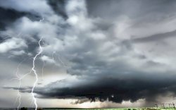 Waspadai Potensi Cuaca Ekstrem Sepekan Kedepan