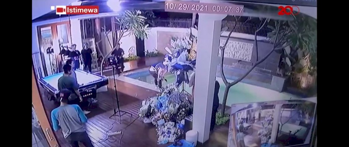 Viral, CCTV Rizky Billar Lemparkan Lesti Kejora Bola Biliar 