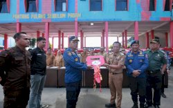 Atasi Kebakaran Lorong, Danny Serahkan 53 Unit Damtor