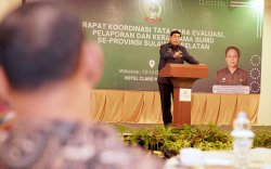 Abdul Hayat Buka Rakor Tata Cara Evaluasi Pelaporan dan Kerja Sama BUMD se-Sulsel