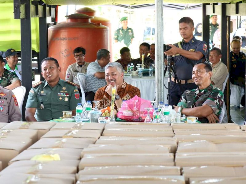 Bupati Pinrang Dampingi Pangdam Hasanuddin Kunjungi Lokasi Produksi Pupuk Cair Organik di Lanrisang