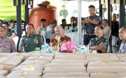 Bupati Pinrang Dampingi Pangdam Hasanuddin Kunjungi Lokasi Produksi Pupuk Cair Organik di Lanrisang