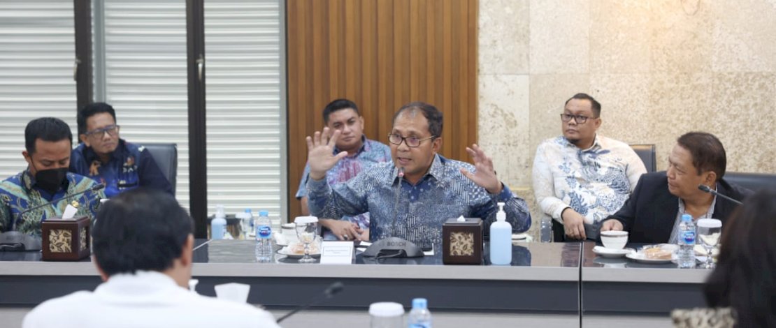 Wali Kota Makassar, Moh. Ramdhan 'Danny' Pomanto menjadi narasumber dalam Pertemuan Terbatas yang digelar oleh Dewan Pertimbangan Presiden di Jakarta, Jumat (14/10).