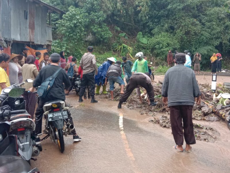 Tanah Longsor di Rumbia, Dua Orang Hilang, Satu Meninggal Dunia