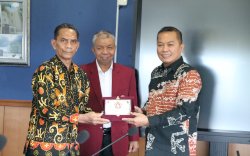 Tingkatkan Kualitas SDM, Fakultas Hukum Unhas dan Unsultra Tandatangani PKS