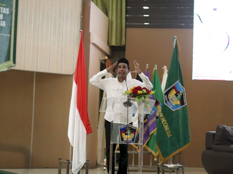 Di Hadapan Ratusan Mahasiswa Kesehatan UMI, Rudianto Lallo: Jangan Andalkan Ijazah, Wajib Miliki Skill