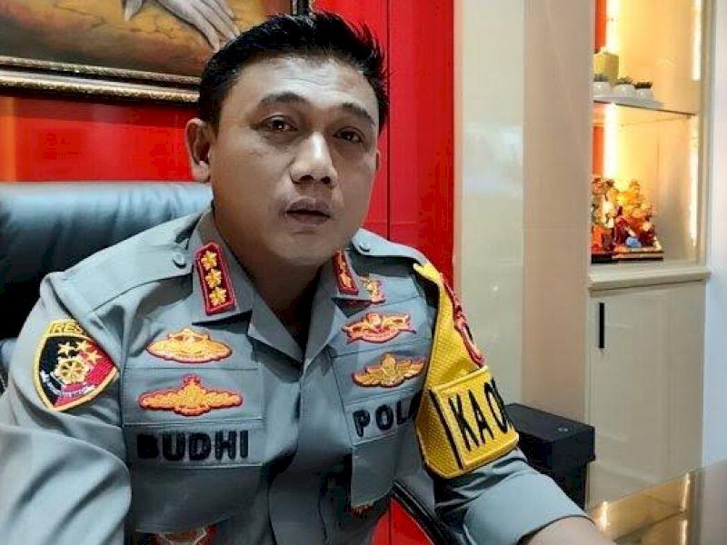 Kombes Budhi Inisiatif Ingin Sekolahkan Anak dari Wanita yang Dibebaskan dari Kasus Pencurian