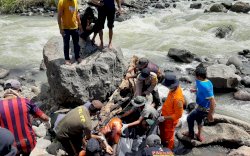 Ditemukan Potongan Tubuh di Sungai Kelara, Diduga Korban Longsor Rumbia