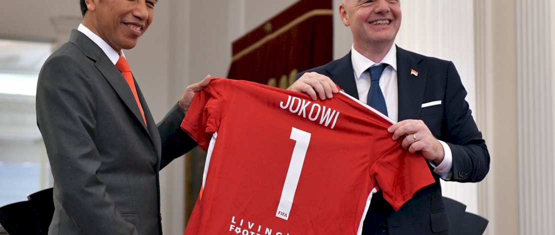 Presiden Jokowi dan Presiden FIFA Sepakat Lakukan Transformasi Sepak Bola 