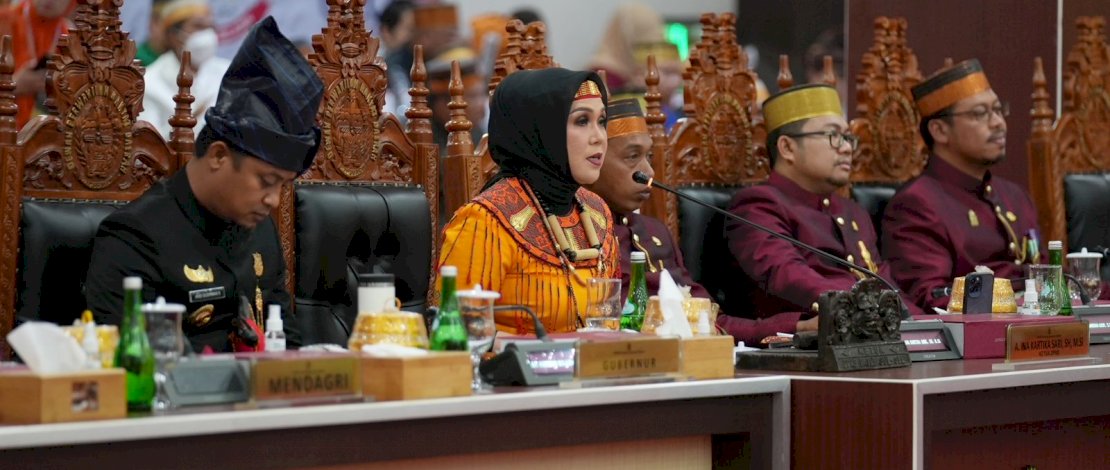 Ketua DPRD Sulawesi Selatan (Sulsel), Andi Ina Kartika, memuji pertumbuhan ekonomi Sulsel dibawah kepemimpinan Gubernur Sulsel Andi Sudirman Sulaiman. Ketua DPRD Sulawesi Selatan (Sulsel), Andi Ina Kartika, memuji pertumbuhan ekonomi Sulsel dibawah kepemimpinan Gubernur Sulsel Andi Sudirman Sulaiman.