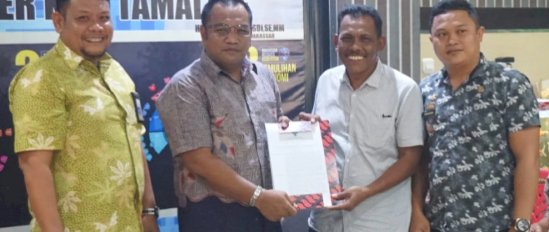 11 LPM di Kecamatan Tamalate Terima SK