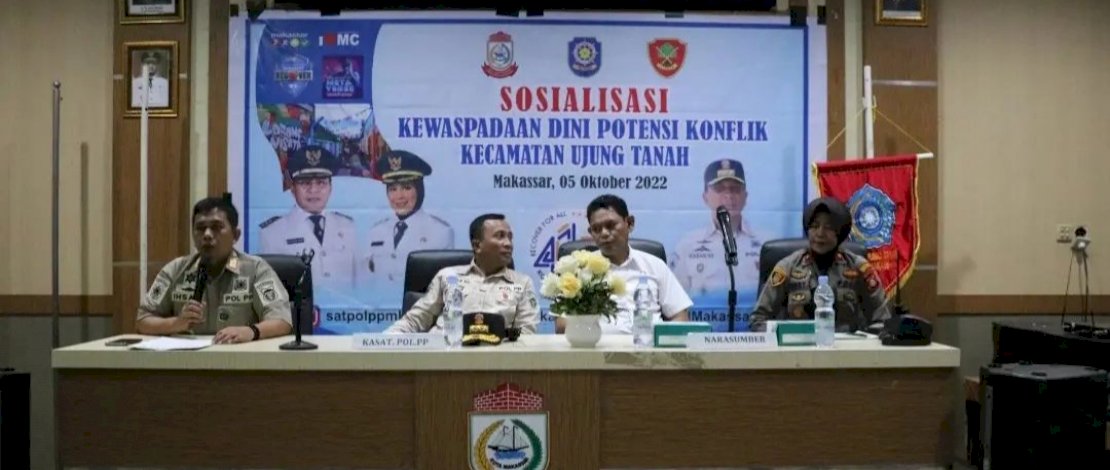 Jadi Pemateri pada Sosialisasi Satpop PP Makassar, Camat Ujung Tanah Tekankan Pentingny Program Jagai Anakta