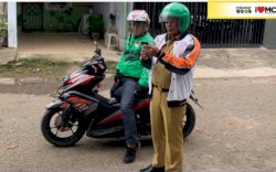 Ojol Day, Camat Ujung Tanah Berangkat Ke Kantor Naik Grab