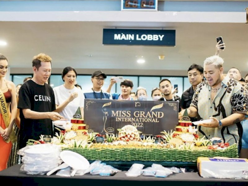 Ivan Gunawan Ajak Finalis Miss Grand International Belanja Produk Lokal Indonesia