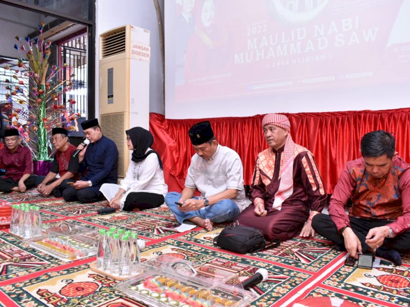 Teladani Nabi Muhammad SAW, Ketua PDIP Sulsel: Bangun Sikap Tolong Menolong dan Gorong Royong