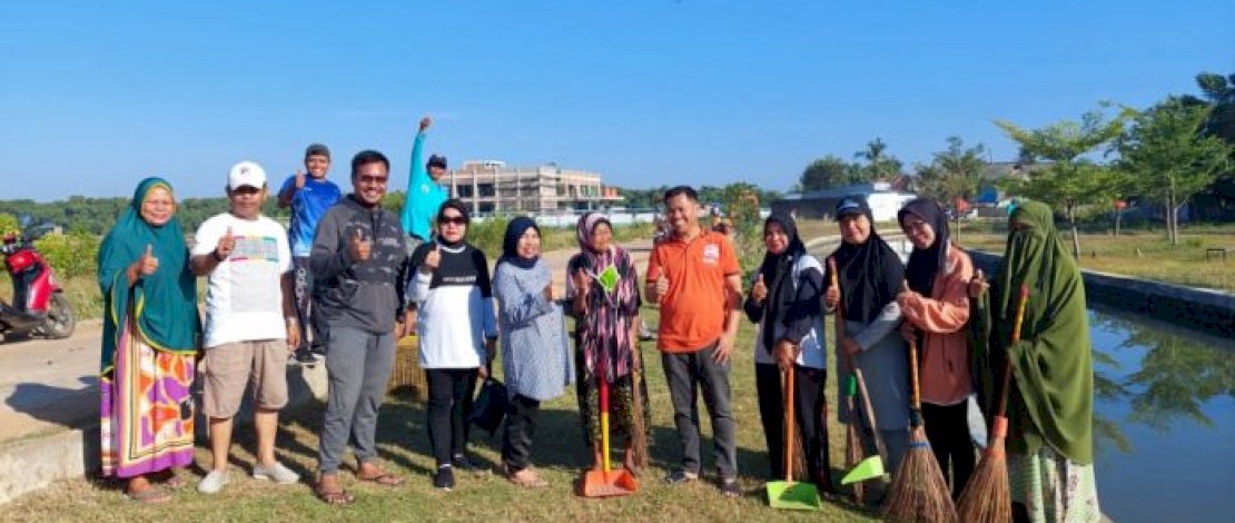 Sabtu Bersih, Camat Biringkanaya Semangati Pj RT/RW