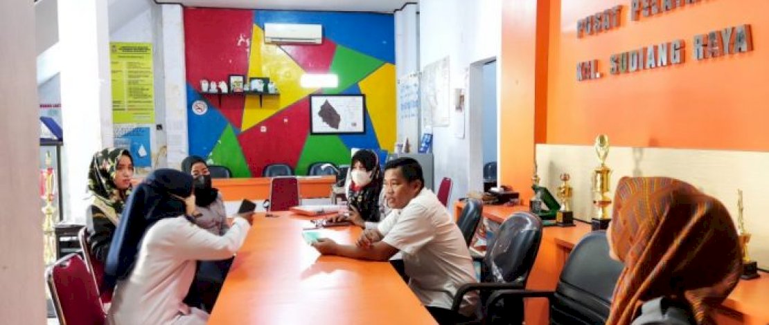 Camat Biringkanaya Sidak Kantor Kelurahan Pastikan Pelayanan Berjalan Lancar