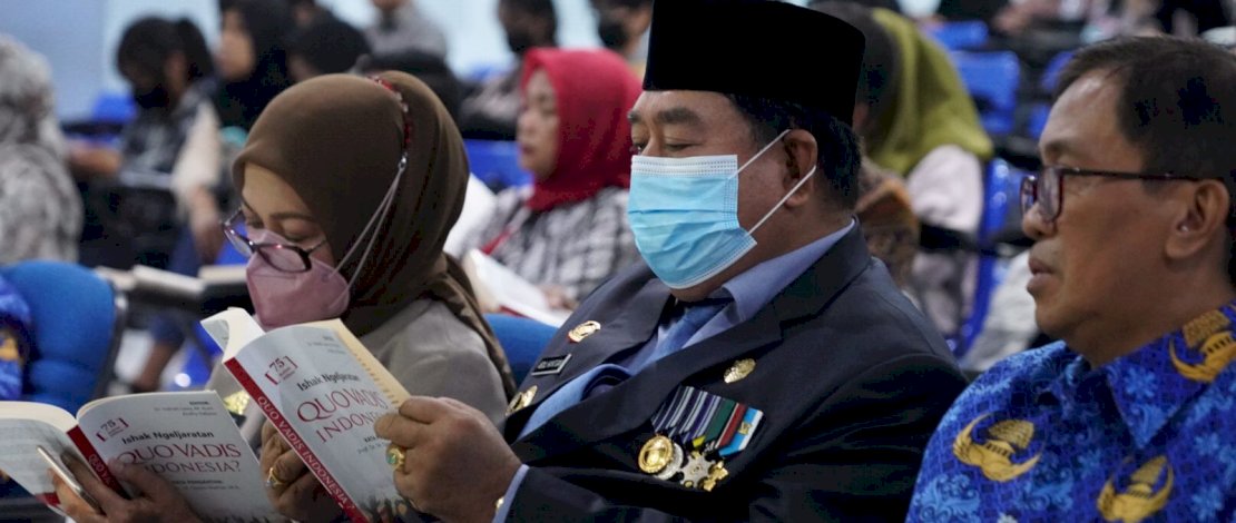 Abdul Hayat Ajak Masyarakat Implementasikan Bahasa Indonesia Yang Baik dan Benar