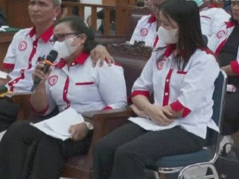 Ibu Brigadir Yoshua : Anakku Dirampas Nyawanya oleh Atasan yang Saya Anggap Wali dari Tuhan