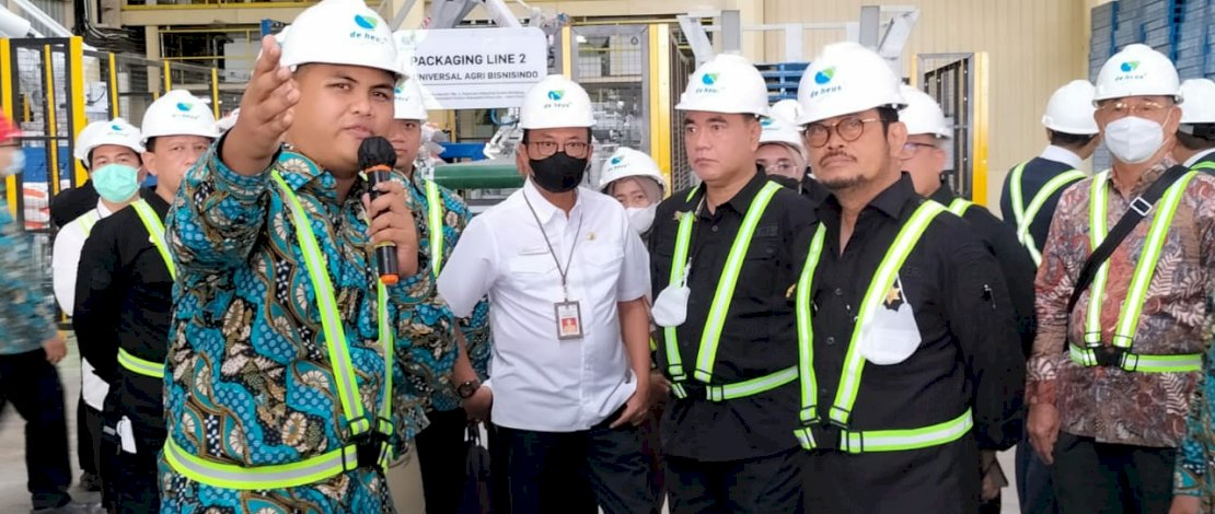 Mentan SYL saat meresmikan perusahaan pakan swasta yang berinvestasi di Kabupaten Pasuruan, Jawa Timur.