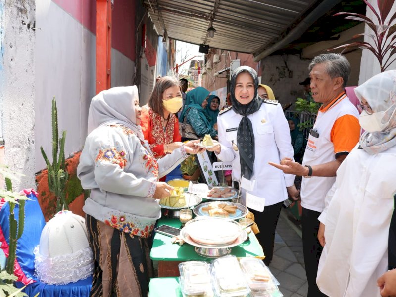 Fatmawati Rusdi Turun Langsung Nilai UKM di Longwis