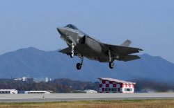 Aura Siaga Perang di Semenajung Korea, Korsel-Korut Pamer Jet 