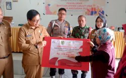 Suaib Mansur Hadiri Penyaluran Bantuan Atensi Kemensos Bagi Lansia Lutra 