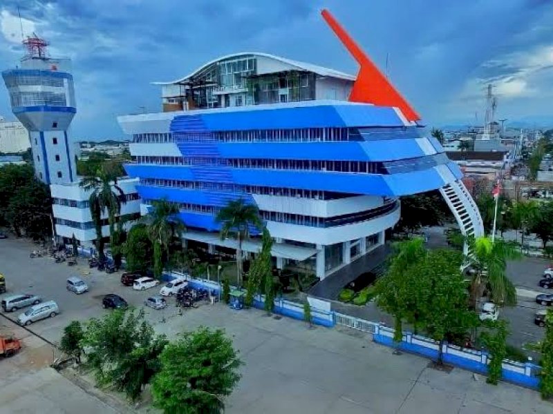 Pelindo Regional IV Bantu Sistem Sarana Air Bersih Warga Jeneponto