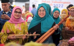 Erna Rasyid Taufan Masuk 10 Besar Tokoh Perempuan Politisi Golkar Terpopuler di Indonesia