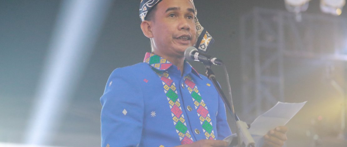 Kenakan Pakaian Adat Toraja di HUT Makassar, Ini Makna yang Ingin Disampaikan Rudianto Lallo