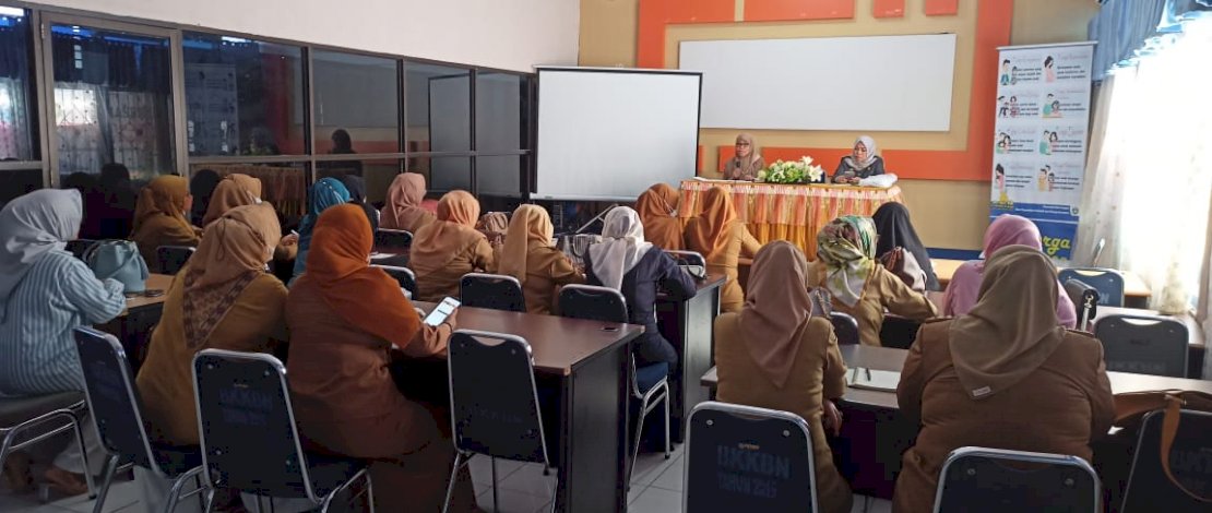 TP PKK Kota Parepare menggelar rapat koordinasi dalam rangka persiapan lomba-lomba yang akan dilaksanakan dalam rangka Hari Kesatuan Gerak (HKG) Tahun 2022 di Kota Parepare. TP PKK Kota Parepare menggelar rapat koordinasi dalam rangka persiapan lomba-lomba yang akan dilaksanakan dalam rangka Hari Kesatuan Gerak (HKG) Tahun 2022 di Kota Parepare.