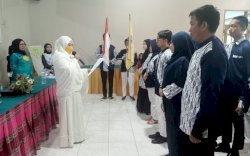 Erna Rasyid Taufan Lantik Pengurus Forum Genre Parepare