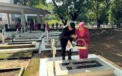 Peringati HUT Ke 77 Korps Brimob Polri, Batalyon C Pelopor Ziarah Makam Pahlawan